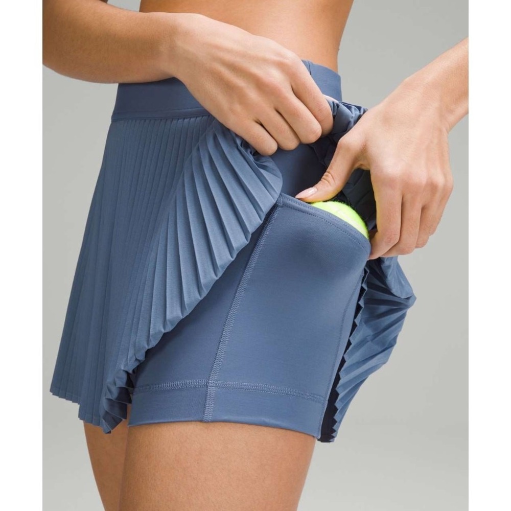 Lululemon Varsity HighRise Pleated Tennis Skirt Oasis Blue Sz 14 Pickleball Golf - Picture 3 of 13